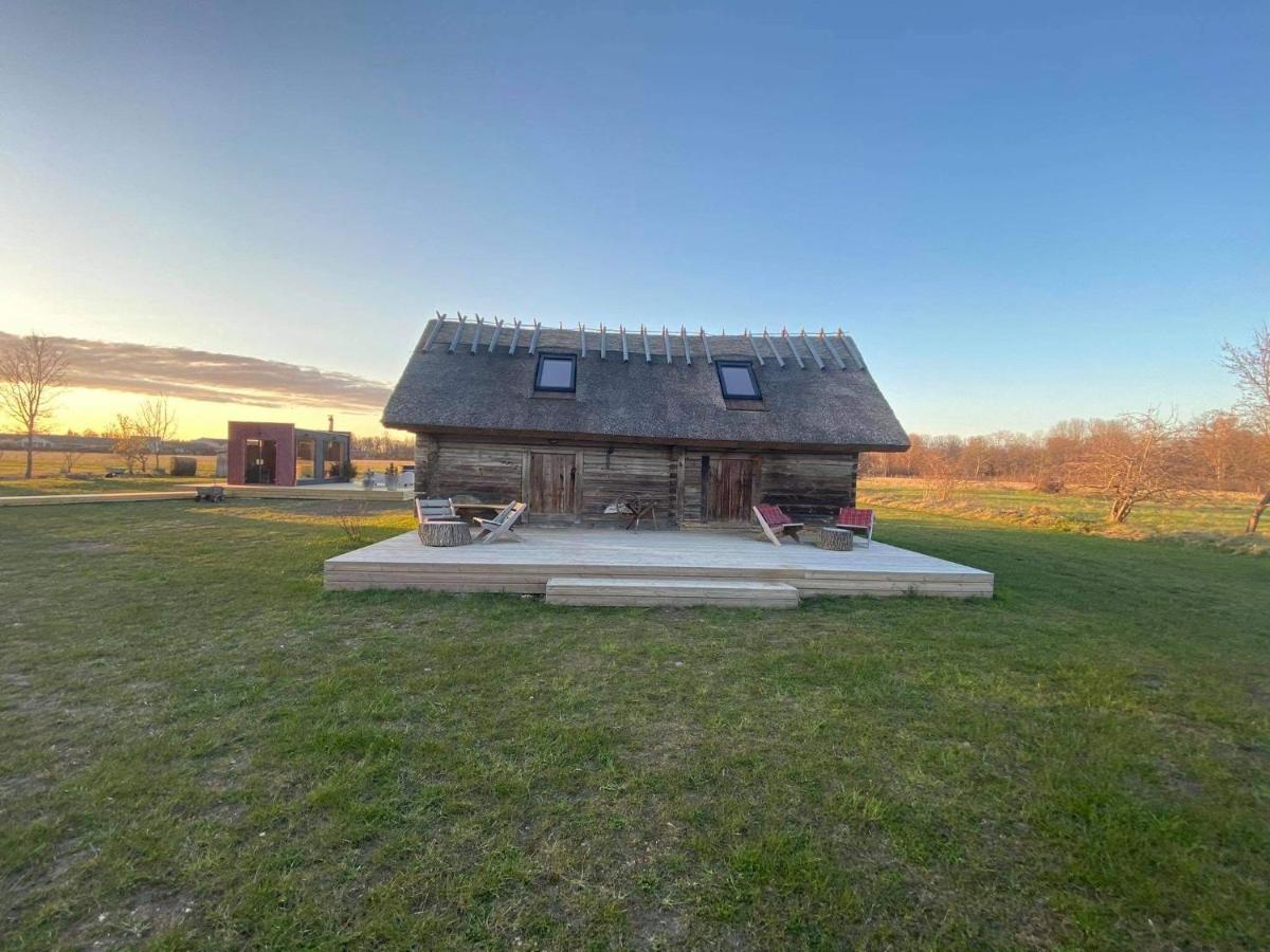 Gasthaus Jaagu-Mihkli Muhu Island Ridasi Exterior foto